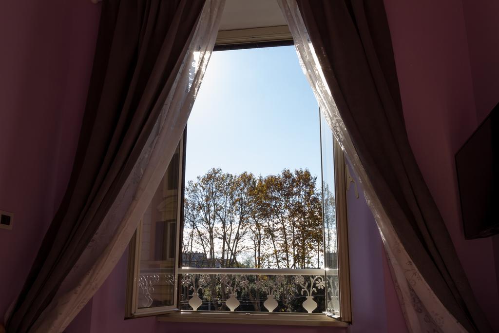 Bevilacqua Bed Roma Santa Croce Hotel Szoba fotó